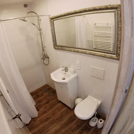 Ferienwohnung Folwark Anna Kamienica Polska Exterior foto